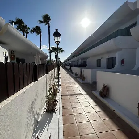 Renthome Dunasol 350 Apartment Corralejo