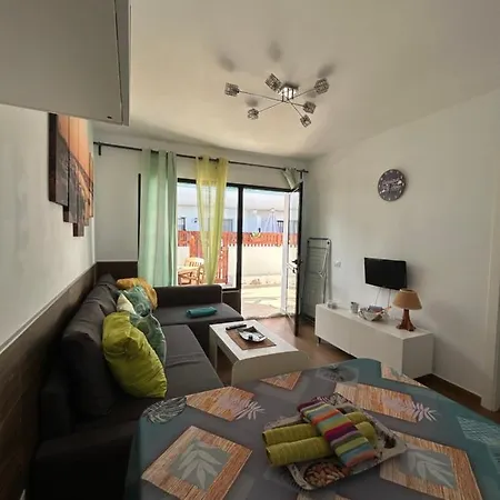 Renthome Dunasol 350 Corralejo